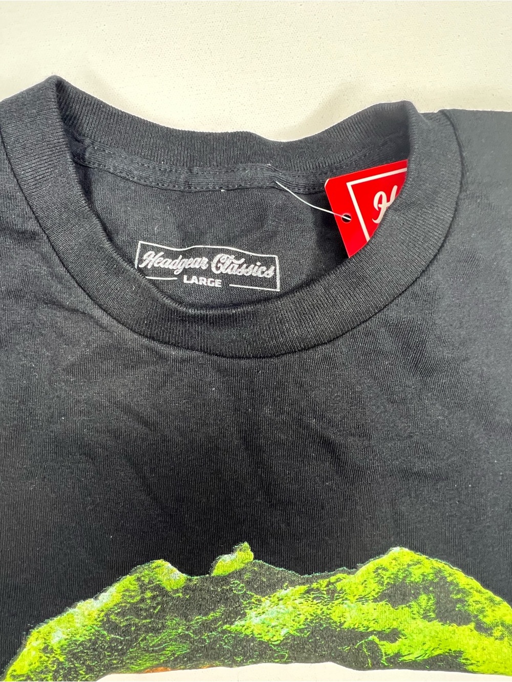 Young Thug Short-Sleeve Graphic Tee with Neon Green Face Print - Picture 4 of 5